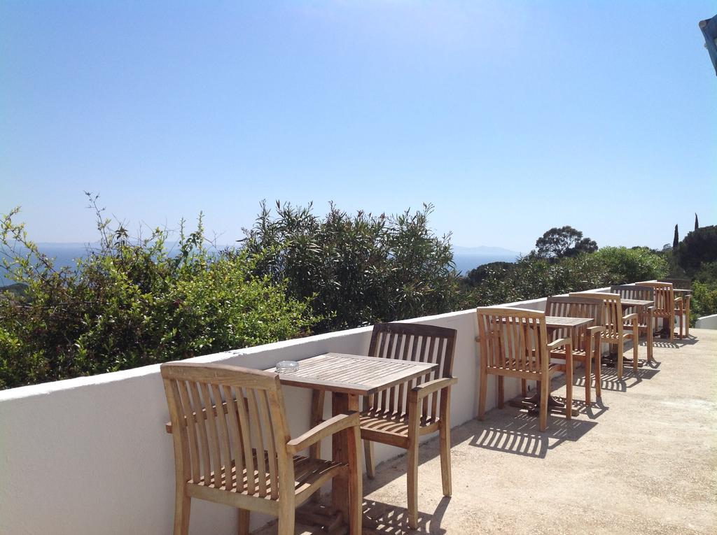 Azur Hotel Le Lavandou Exterior foto
